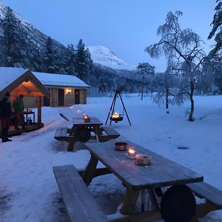 Camp Dronningkrona Alvundeid ภายนอก รูปภาพ
